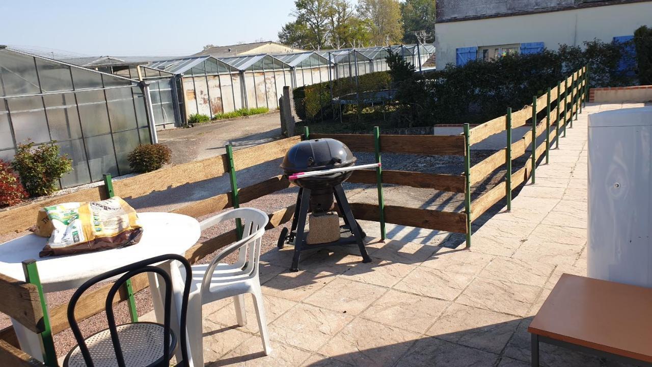Gite De Charme Proche Loire A Velo Avec Jacuzzi Privatif Savonnières Buitenkant foto